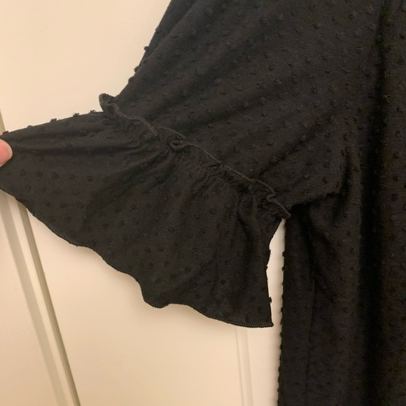 Black Dress - Picture 3 of 4